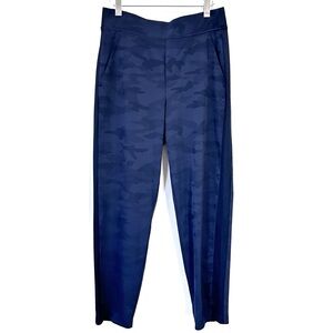 Athleta Brooklyn Ankle Pant Blue Camo Women’s 6 Jogger Stretch Pockets 982553